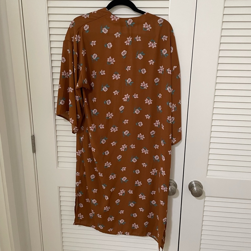 CJLA Rust Floral Kimono - Picture 5 of 5